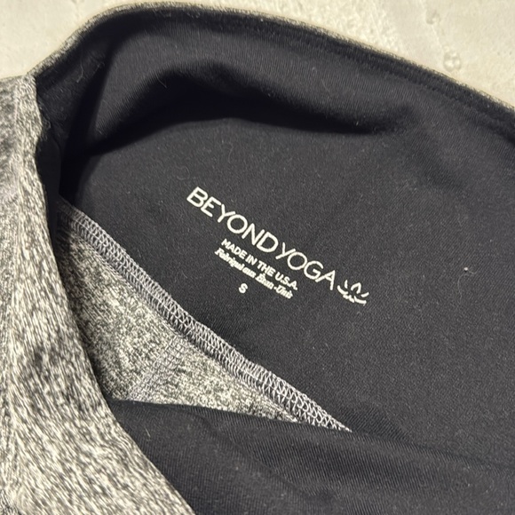 Beyond Yoga Ombré set - size small - Picture 2 of 4